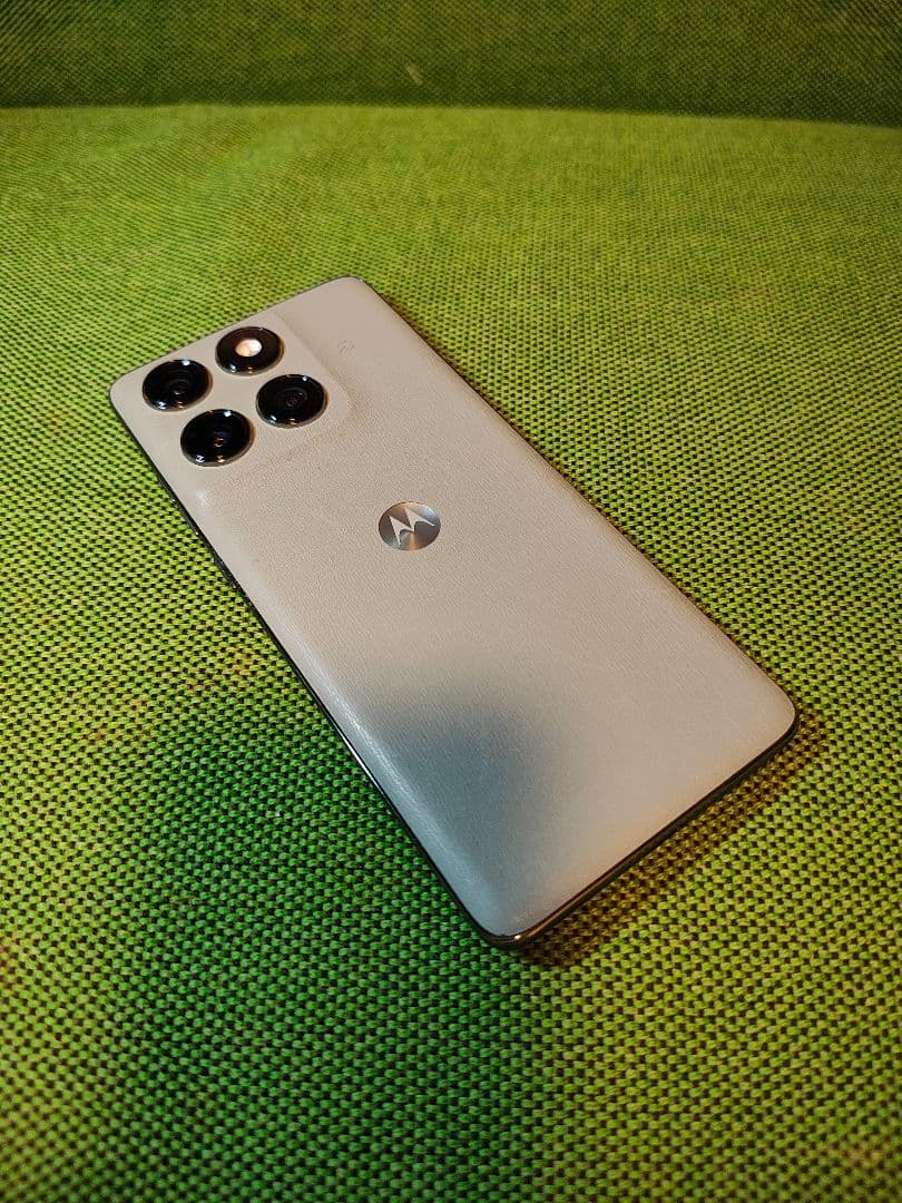 スマートフォン本体 moto edge 60 pro